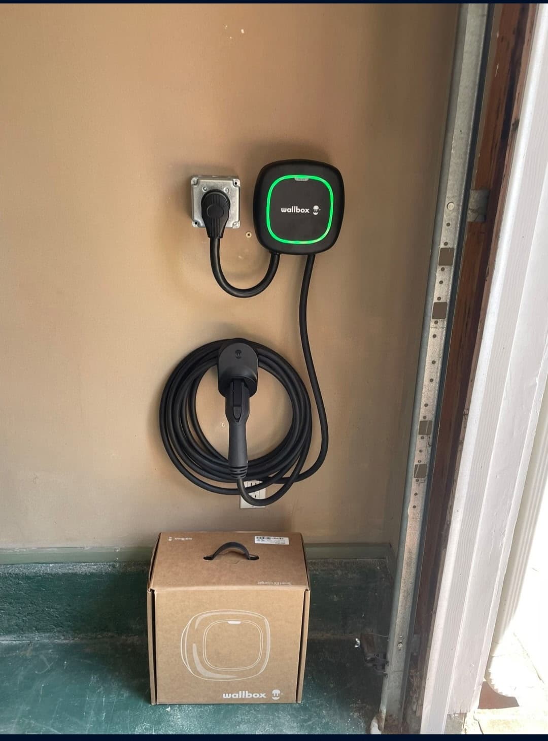 Wallbox Pulsar Plus installed by Ceon Electric